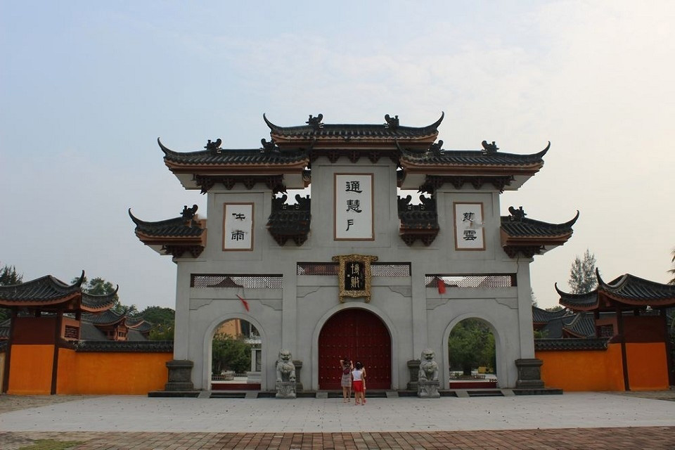 小区周边配套:博鳌禅寺