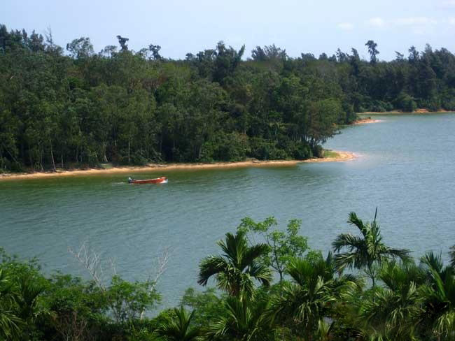 周边配套：馨湖景观