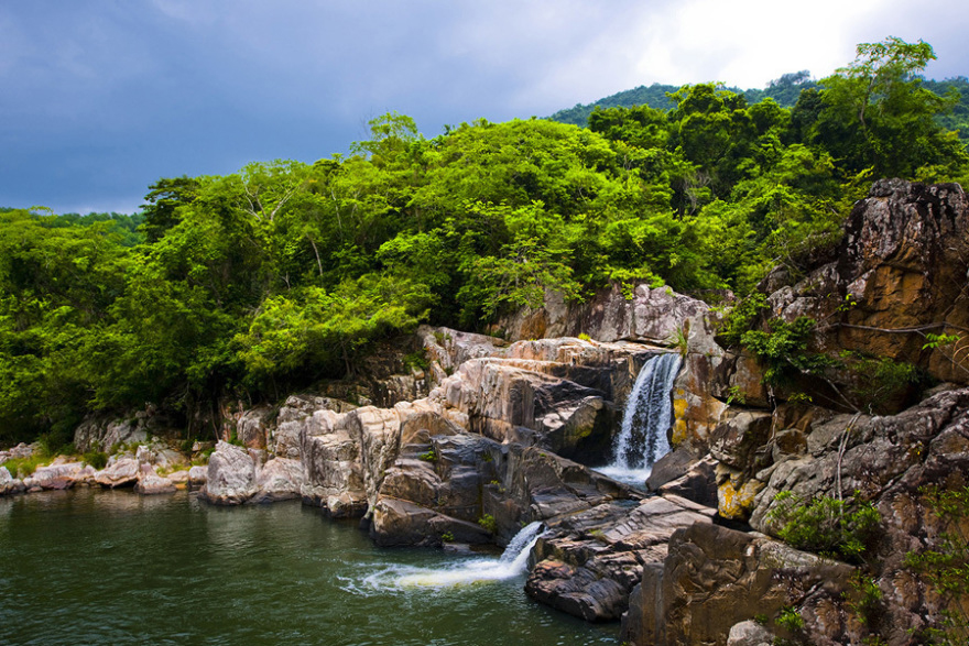 周边 呀诺达热带雨林风景区4