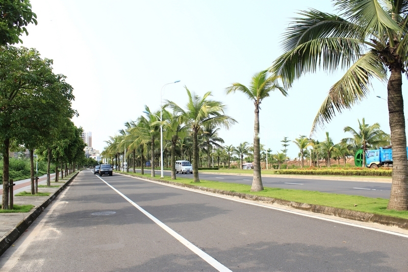 周边配套：滨江路实景2