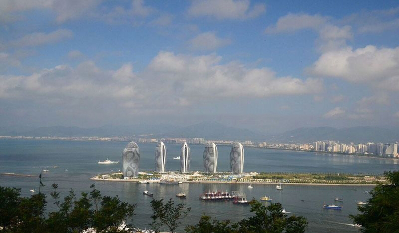 周边配套：三亚湾海景