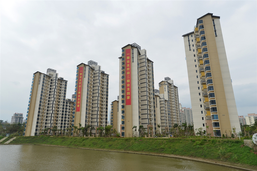 小区楼栋外景