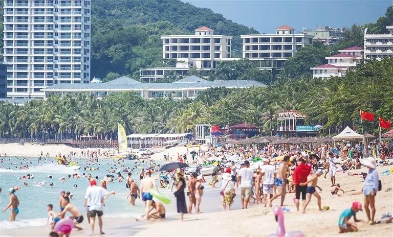 三亚大东海景区游客 三亚大东海景区游客