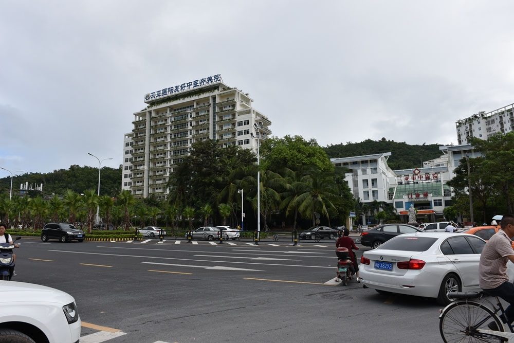 小区周边道路1