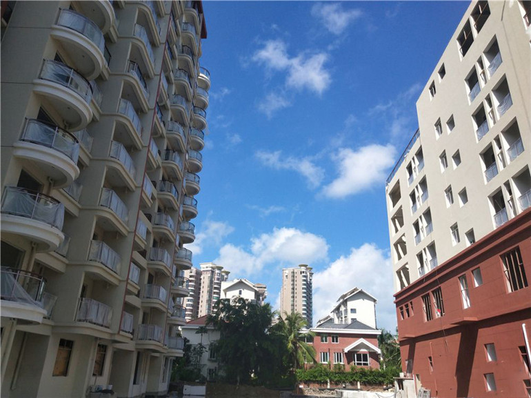 鸿悦公馆主推现房小户型，均价14900元/㎡