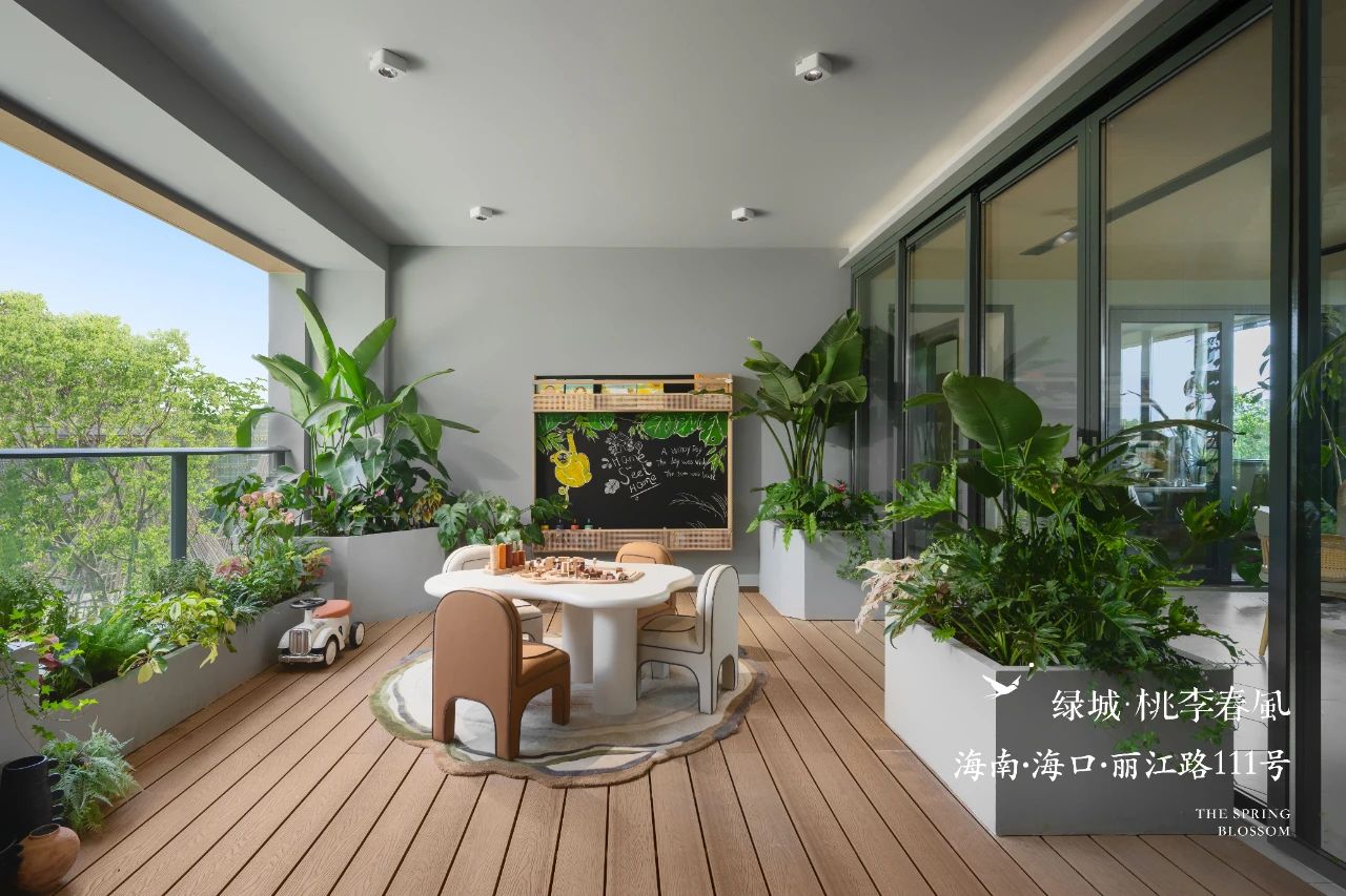绿城桃李春风洋房一梯两户,纯板式结构