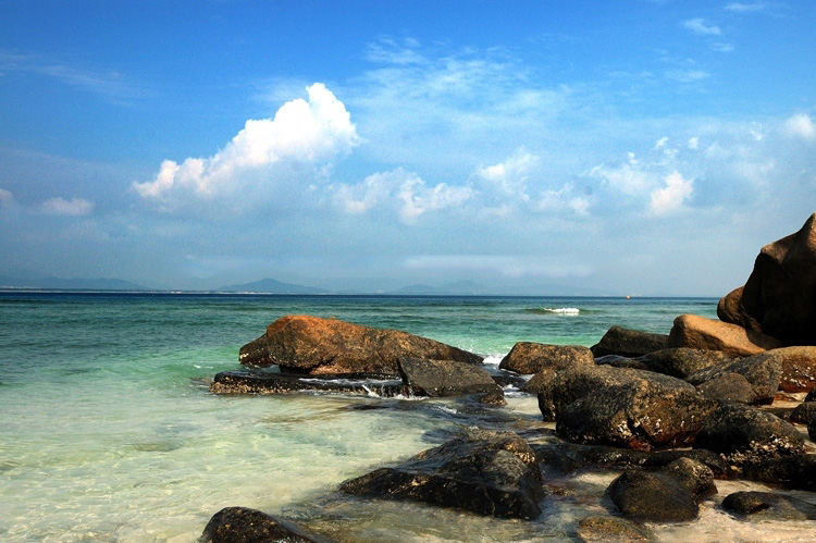 小区周边配套:海景w