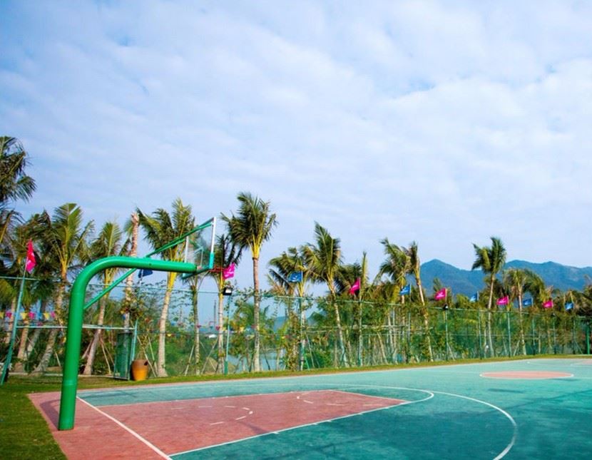 小区篮球场实景图 小区篮球场实景图
